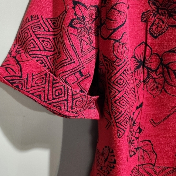 Dressbarn Red Hawaiian Floral Blouse with attached Cami Size M - Picture 5 of 8